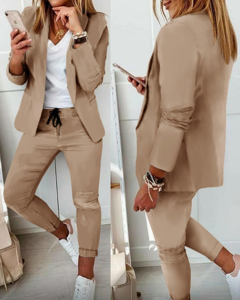 Mayla Blazer – Nu met GRATIS Broek!